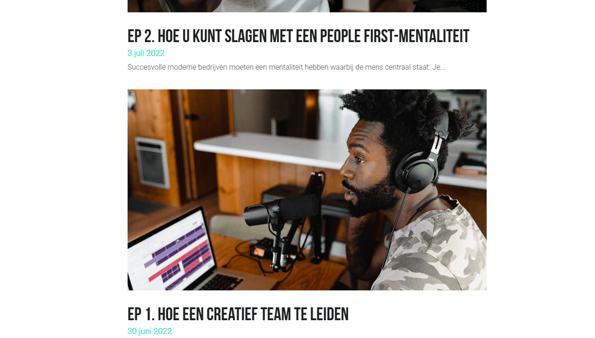 Podcastsjabloon van Strikingly