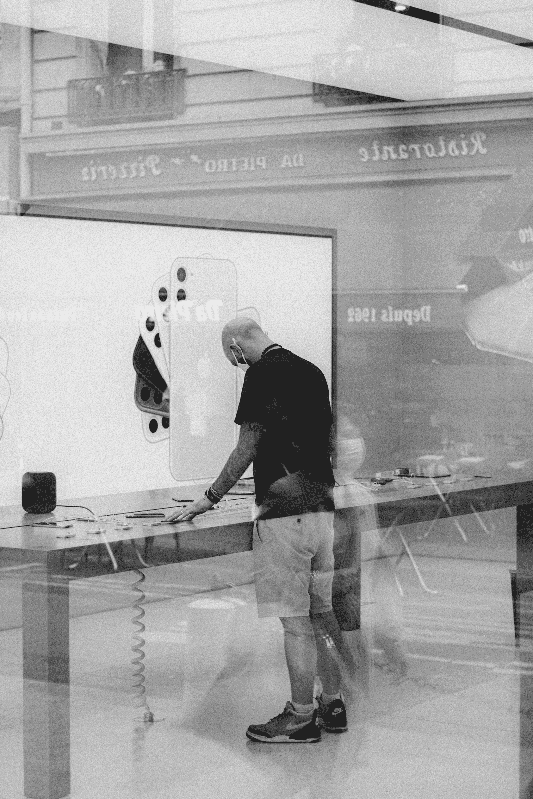 Incorporación de tecnología en la exhibición de mercancías