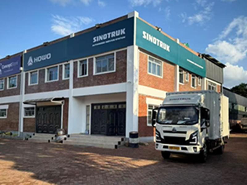 Tailor-made solutions that fit your specific transportation needs, ensuring efficiency and effectiveness in your operations. Custom Solutions for Your Business What We Offer sinotruk货车经销商