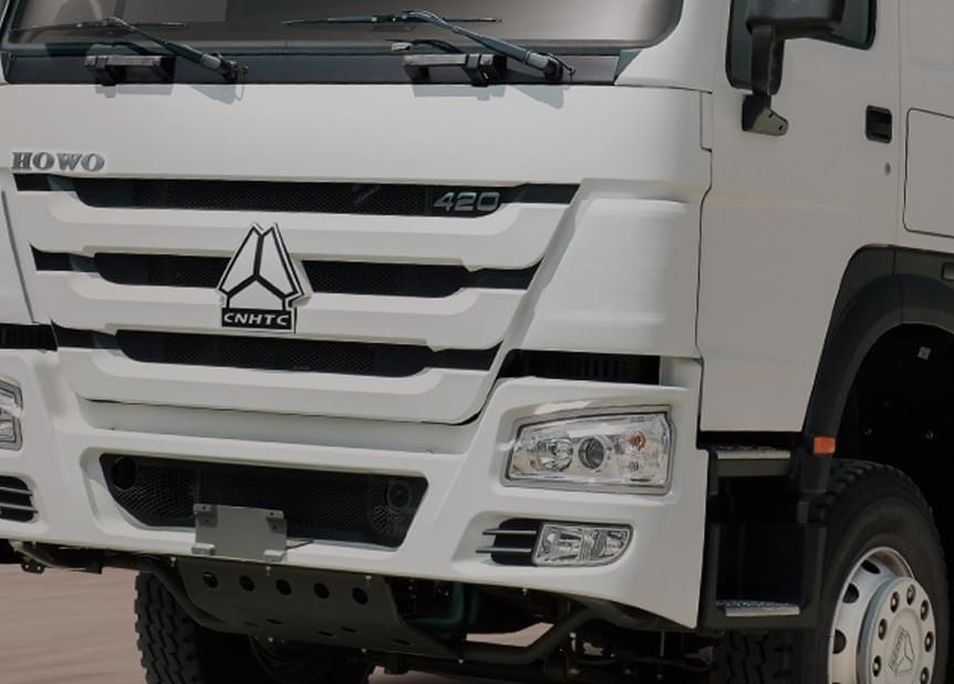 Our Sinotruk trucks are renowned for their reliability and performance. We pride ourselves on providing vehicles that meet stringent quality standards, ensuring that you receive a product that can handle the demands of your business operations. High-Quality Trucks What We Offer sinotruk货车经销商