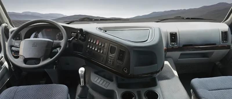 We offer extensive after-sales support, including maintenance services and spare parts availability. Our team is committed to keeping your fleet running smoothly and efficiently, minimizing downtime for your operations. Comprehensive Support What We Offer sinotruk货车经销商