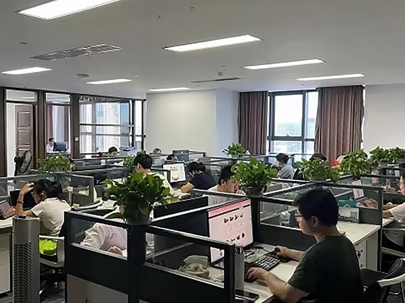 Tailor-made solutions that fit your specific transportation needs, ensuring efficiency and effectiveness in your operations. Custom Solutions for Your Business What We Offer sinotruk货车经销商