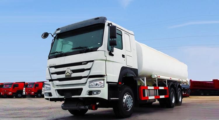 Tailor-made solutions that fit your specific transportation needs, ensuring efficiency and effectiveness in your operations. Custom Solutions for Your Business What We Offer sinotruk货车经销商