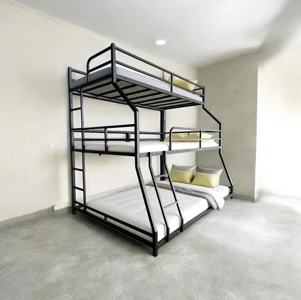 Asymetrical triple Bunk Beds