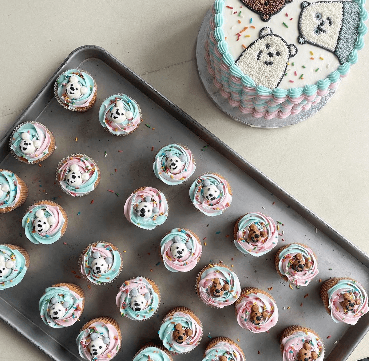 Enjoy seasonal specialties that capture the essence of each festive occasion. Seasonal Treats What We Offer Cake Studio and Bakery, I want in a  peach color theme similar to https://aprilsbaker.com/