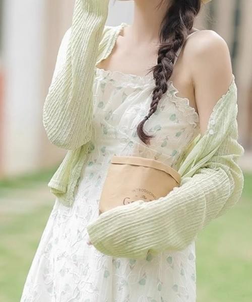 ふんわり透かし編みショートカーディガン／2色展開（ホワイト・グリーン）