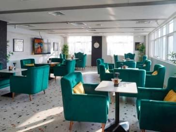 We provide a variety of services such as 24-hour room service, use of spa facilities, and free Wi-Fi. We are here to ensure your comfort and convenience during your stay. the distinguished services What we offer of services luxurious hotel rooms