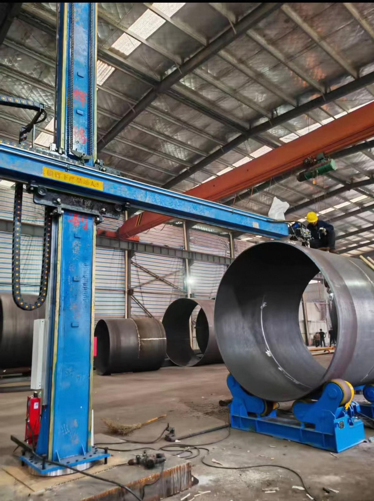 Cross-arm welding positioner
