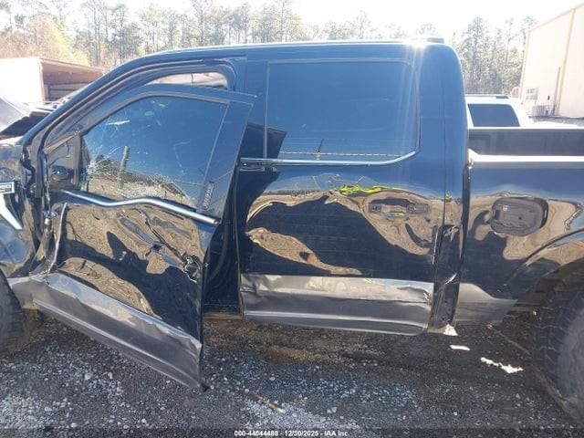 2023 FORD F-150 LARIAT D Crew Cab