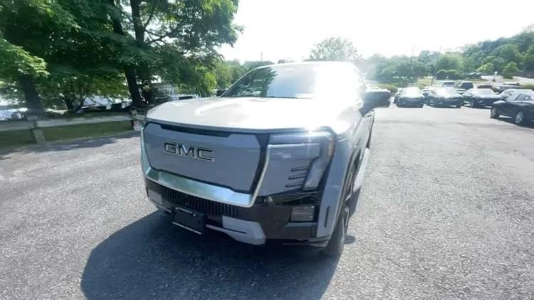 2024 GMC Sierra EV Denali Edition 1