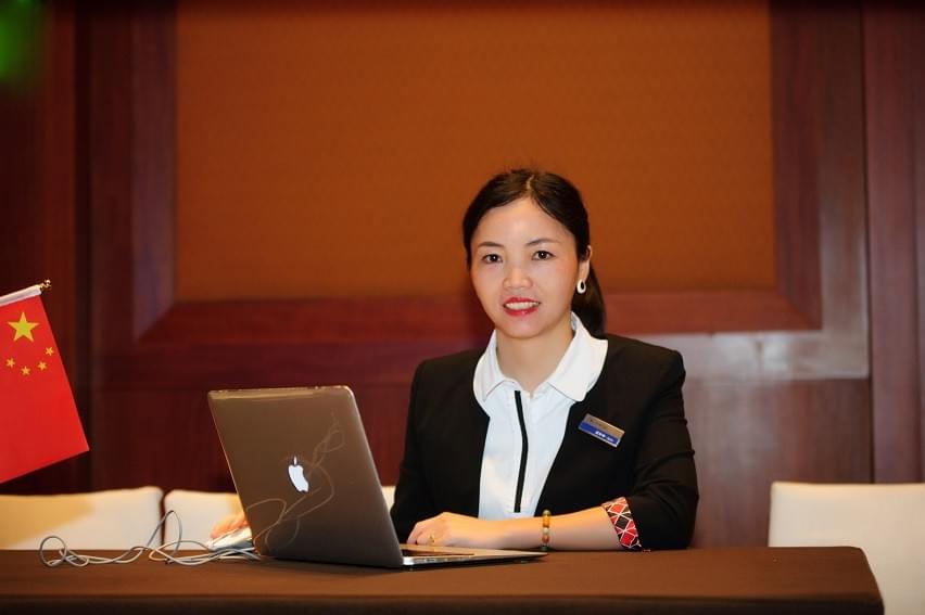 Lynn Wu @ Quanzhou Xuanfeng Footwear Co., Ltd Warehouse