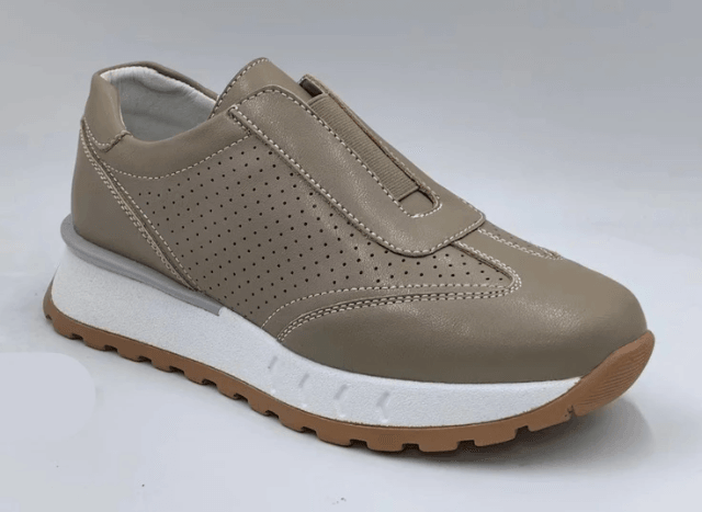 Sustainable Leather Sneaker Manufacturer
