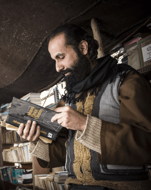 4th generation book seller in Amman - “Mahal al-Maa”—“Water Shop”. ‘Pay as you like’ bookstore. Books Are Like Water: The 24-Hour Bookshop. Selling books is Hamzeh al-Maaytah’s calling. He believes in books. Books are like boats, he says. Some can keep people afloat, while others make them drown. Books are like food for the mind. Books are like water. In 2016, Hamzeh actually renamed his shop “Mahal al-Maa”—“Water Shop”—to reflect the necessary nature of books, and specifically of good books, which help people develop in positive ways. “Water is free,” he says. “Every person needs water, and books also are like water.” 