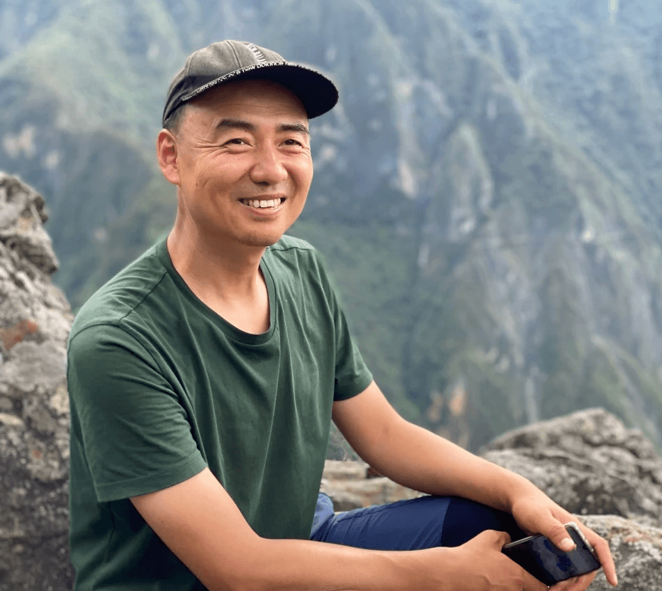 Data Eco Warrior. Genius. Blue Map App. Environmentalist. Founder IPE -  broken image Ma Jun   Data Eco Warrior. Genius. Blue Map App. Environmentalist. Founder IPE  Ma Jun has encouraged the government to disclose environmental information—and gave people access to it. Ma is a renowned environmentalist who is igniting critical conversations—and change—across China, Ma Jun is a director at one of China’s most dynamic environmental NGOs, the Institute of Public and Environmental Affairs. This influential organization developed the first public database of water pollution information in China and brought together a coalition of Chinese NGOs to promote a global green supply chain by pushing large corporations to focus on the environmental performance of their suppliers. His 1999 book, “China’s Water Crisis,” was China’s first major book on the subject of that nation’s environmental issues. In 2006, Time magazine named him as one of the 100 most influential people in the world. “We’re carrying the water for the world, and the Yangtze river is not in good shape”.