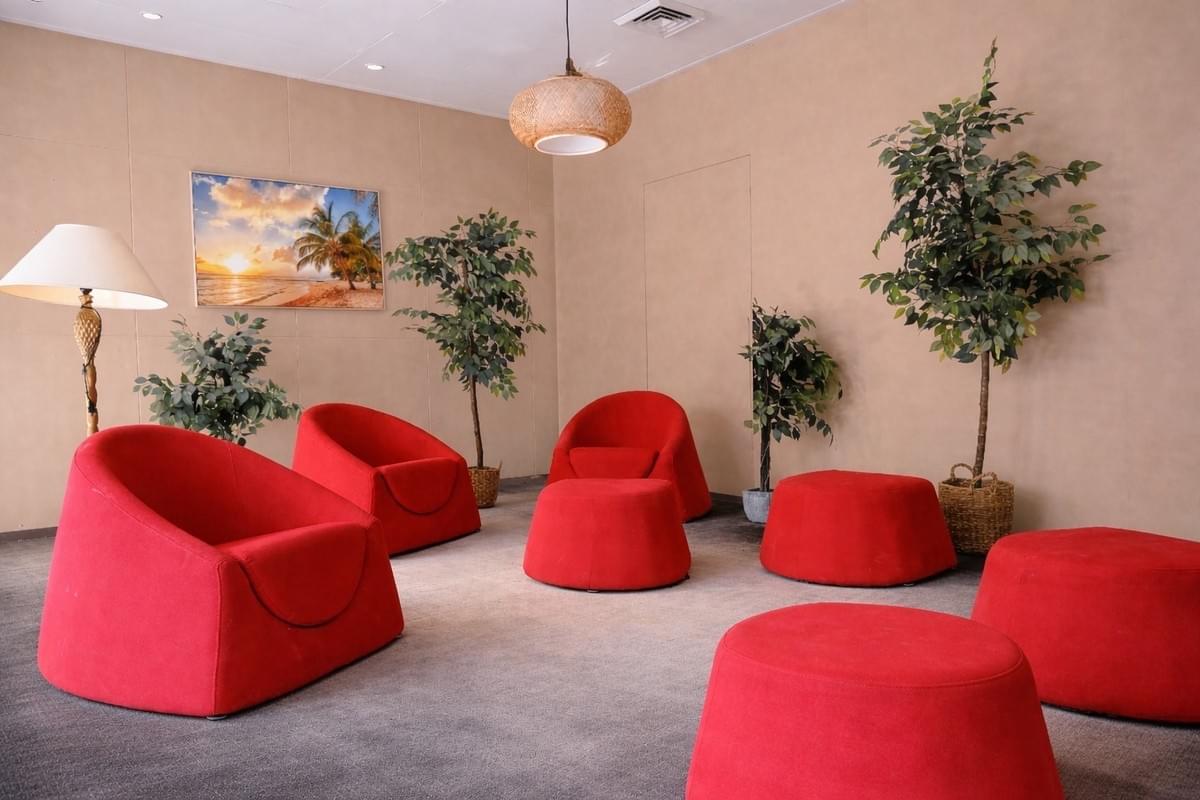 Royal MB Business Lounge