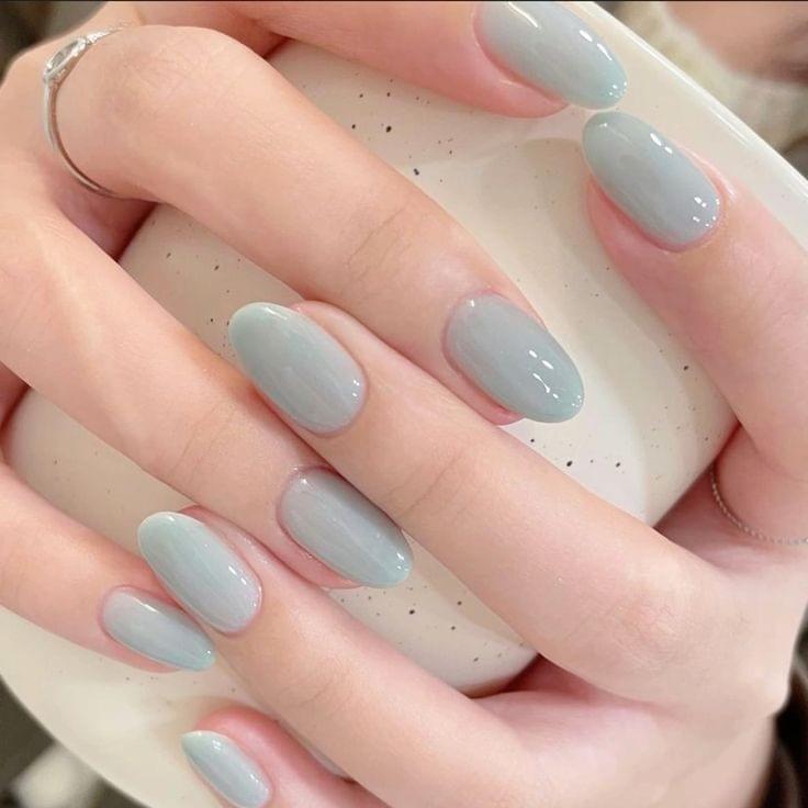 Provide multiple nail design styles, let your fingertips details perfect flawless, enhance the overall shape's completeness. Can be customized according to occasion needs, making you more outstanding. Nail art additional purchase Our service We are about to launch a "Important Occasion Korean Style Home Service" that mainly serves guests attending formal events such as weddings, friends and family, portrait photos, banquets, year-end parties, spring wine, stage activities, and other important occasions requiring formal attendance.This time, we want to invite stable, aesthetically detailed, and high-quality service makeup/hair styling/beauty/nail art teachers to become partners.We observe that many professional teachers are not actually lacking skills, but spend too much time on tasks outside of their services, such as:・Replying to customer inquiries・Explaining service content and prices・Confirming address and time・Tracking deposit payments・Reminding customers of precautions・Communicating transportation costs・Handling last-minute rescheduling or cancellationsThese front-end communications and administrative details, we hope the platform can assist with.Allow teachers to focus their time on truly important matters: consistently producing work, serving customers, and managing their own professionalism.We are not a low-price comparison platform, nor do we want teachers to be forced into price competition.The platform will target customers willing to invest in important occasions, who value makeup quality and service experience.Customers will complete plan understanding, reservation information filling, address confirmation, and deposit payment via LINE; only after completing the deposit will the schedule be officially reserved.Transportation costs and pre-service reminders will also be explained in advance by us, to minimize the costs of back-and-forth communication and last-minute changes for teachers.I want to create a one-page website about home aesthetic services, including makeup/hair styling, beauty, and additional nail services.The content should also include a list of transportation costs (amounts not yet determined).Can you give me instructions and tell me which platform to use to create the website or directly help me make a website?