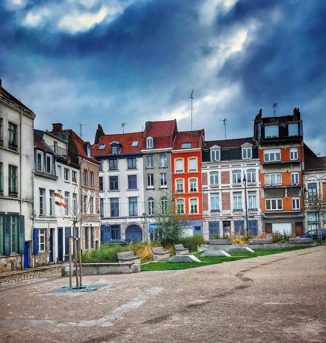 La place des Archives à Lille, galerie photos Galerie...