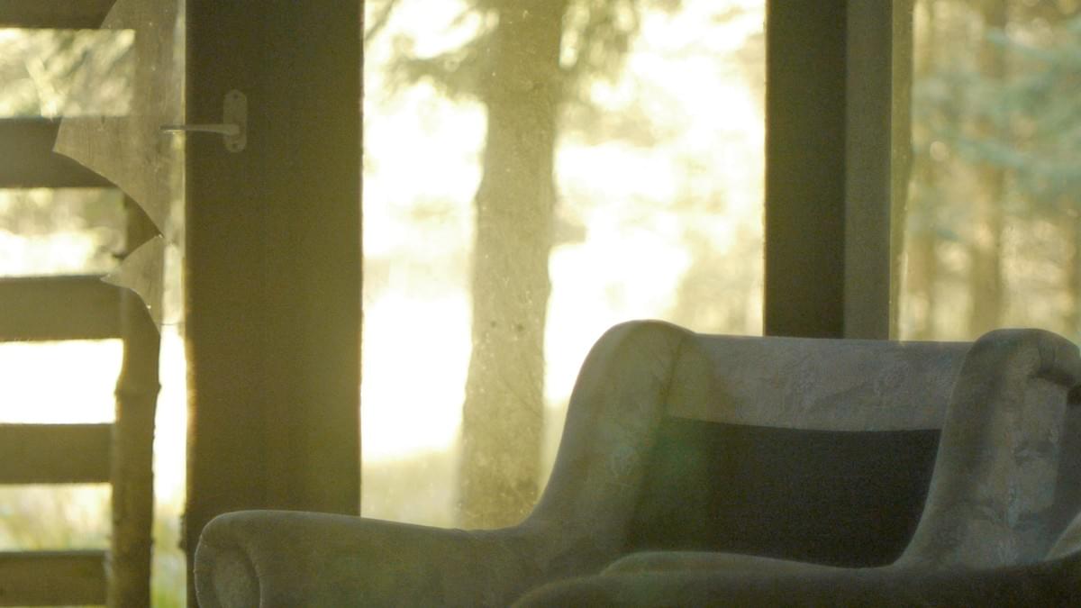 Harm van den Berg - video installation - INVERSION, 2013, installation at Punt WG, film still