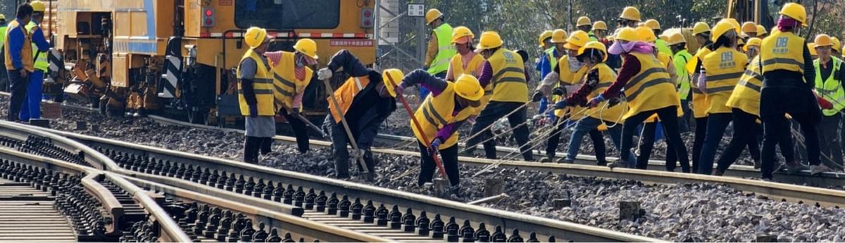 Rail Tools & Equipments