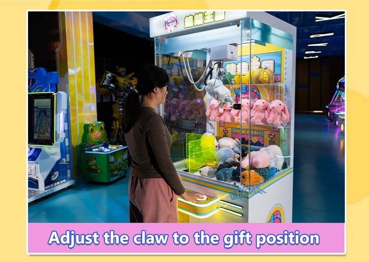 Coin Operated Claw Machine Toy Crane Game For Entertainment Center