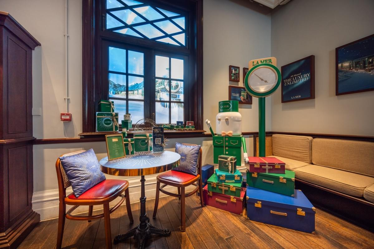 La Mer Wonder Express Café