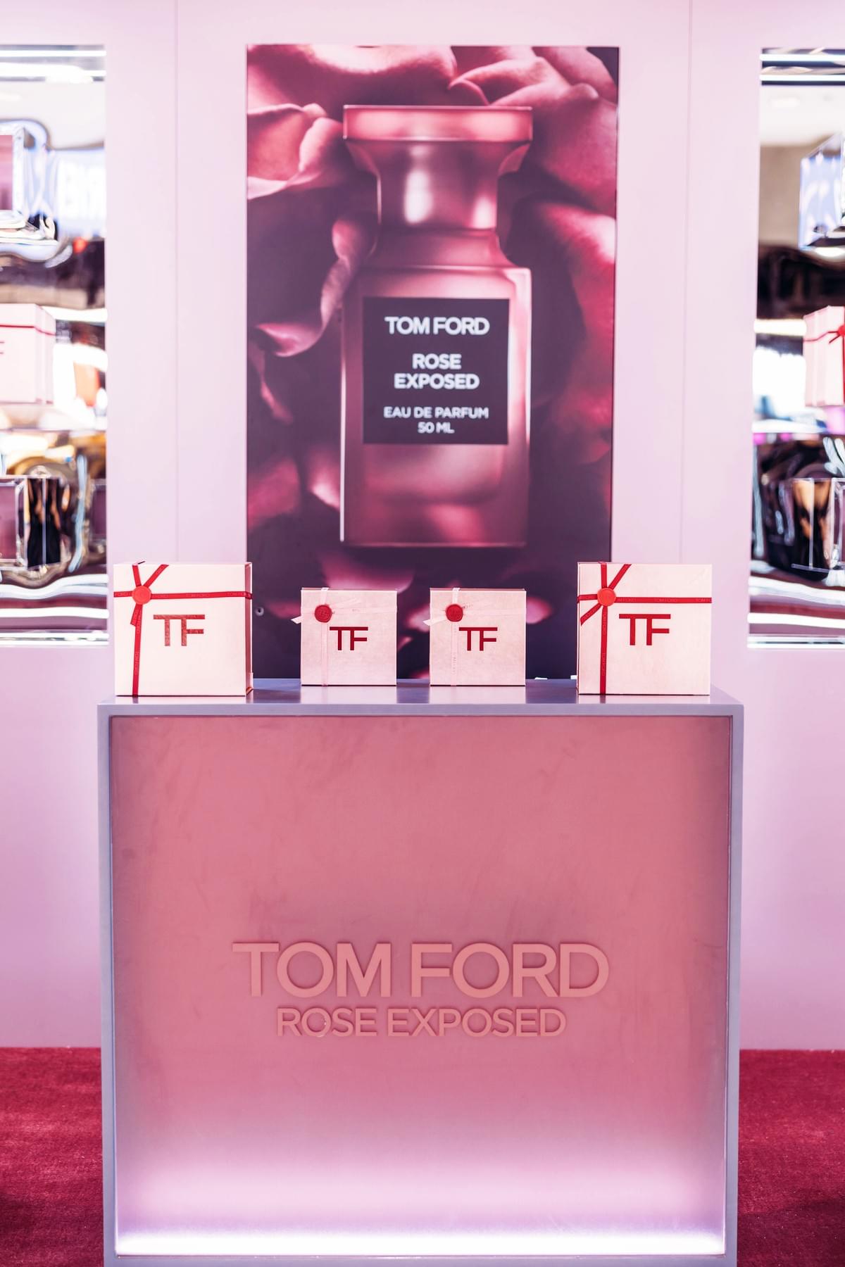 Tom Ford Rose Exposed Pop Up Store