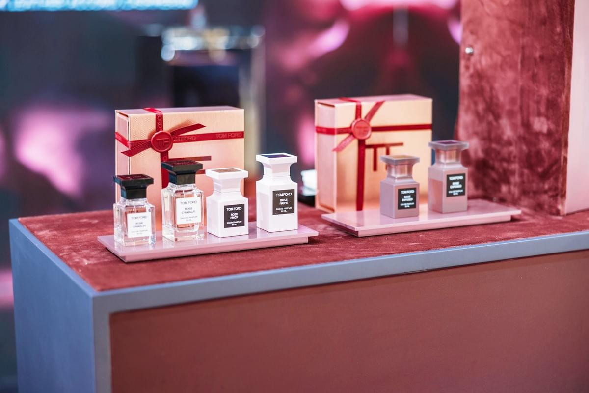 Tom Ford Rose Exposed Pop Up Store