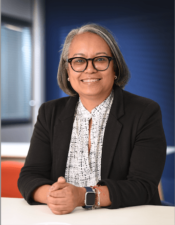 Headshot of Valarie Guagnini