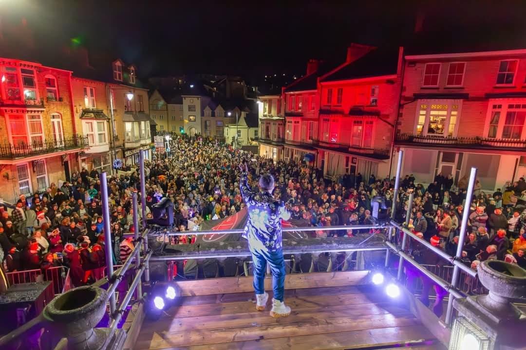 Ilfracombe Christmas Lighting of the lights