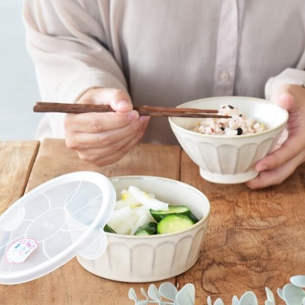 粉引感暖象牙色飯碗12cm刻紋日本製美濃燒 餐具