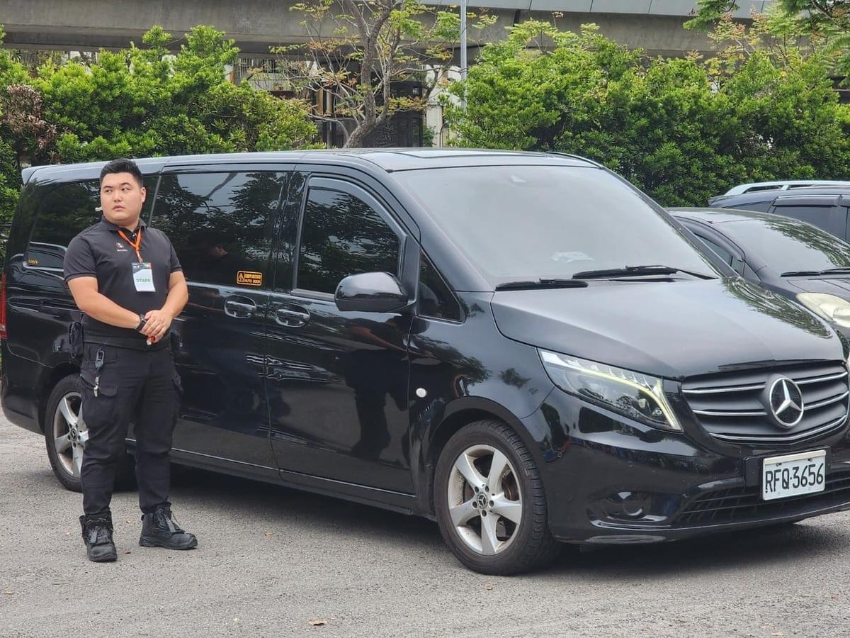 #民間救護車 #私人救護車 #救護車 #活動救護站 #醫療站 #救護車駐點 #醫護站 #救護站 #急救站 #活動安全 #醫護人員#臨時護理人員 #臨時護理師 #臨時醫護人員 #醫護人員 #救護人員 #活動安全 #救護車 #救護團隊 #活動保全 #救護隊#臨時保全#活動保全#顧場保全#夜間保全 #隨扈 #保鑣#活動維安 #維安人員#保鑣#粉絲見面會#演唱會#維安#隨扈#藝人保鑣#藝人隨扈#藝人接機#藝人粉絲見面會#藝人演唱會