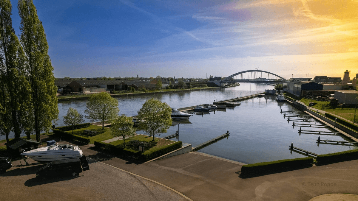 Welcome to the Royal Hasselt Yachting Club Royal Hasselt Yachting Club