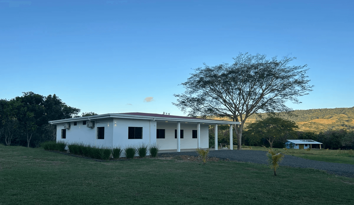 Experience the Best of Nicaragua's Surf EcoVacation Rental Home near 3 amazing surf beaches. Experience the Best of Nicaragua's Surf EcoVacation Rental Home near 3 amazing surf beaches.