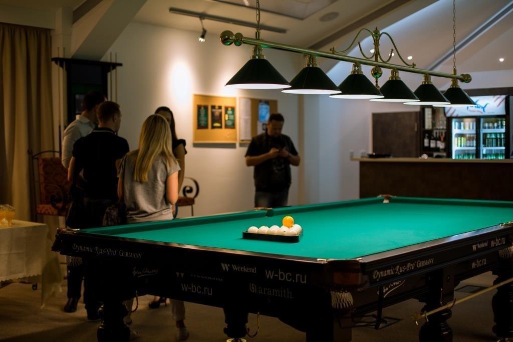 Русский бильярд на Кипре