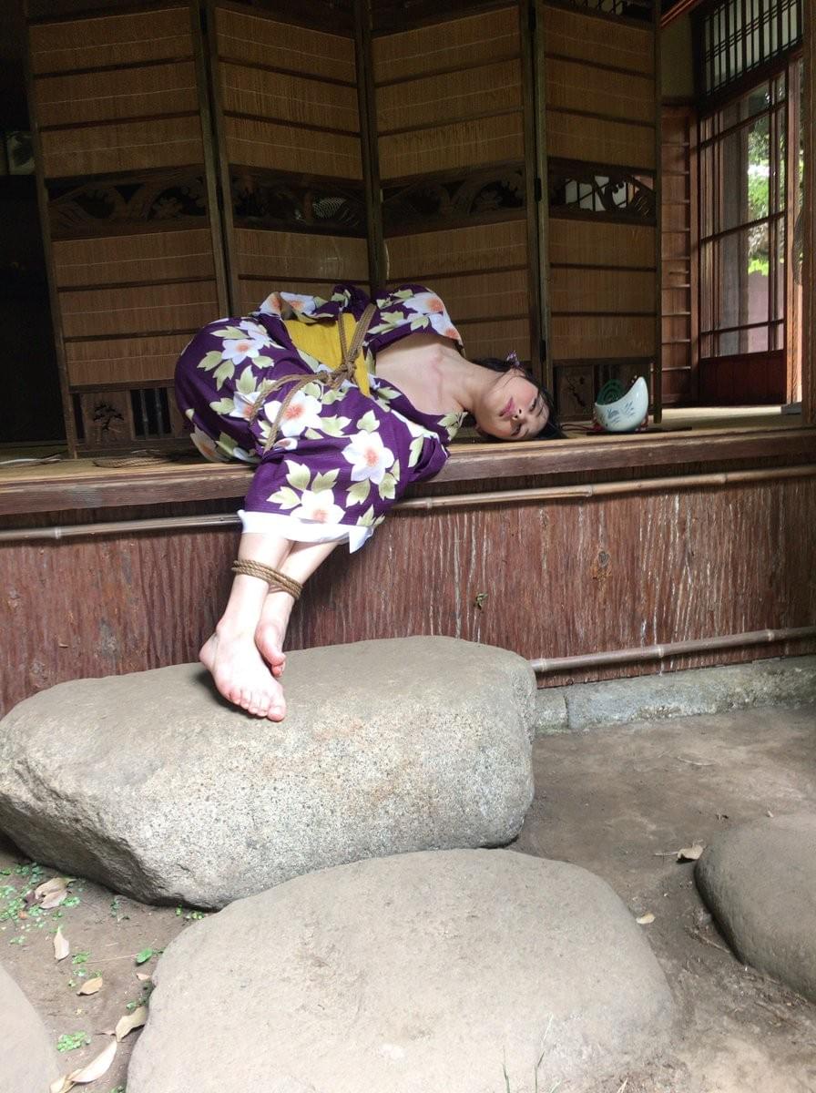Japanese Shibari Bondage sugiuranorio Sugiuranorio