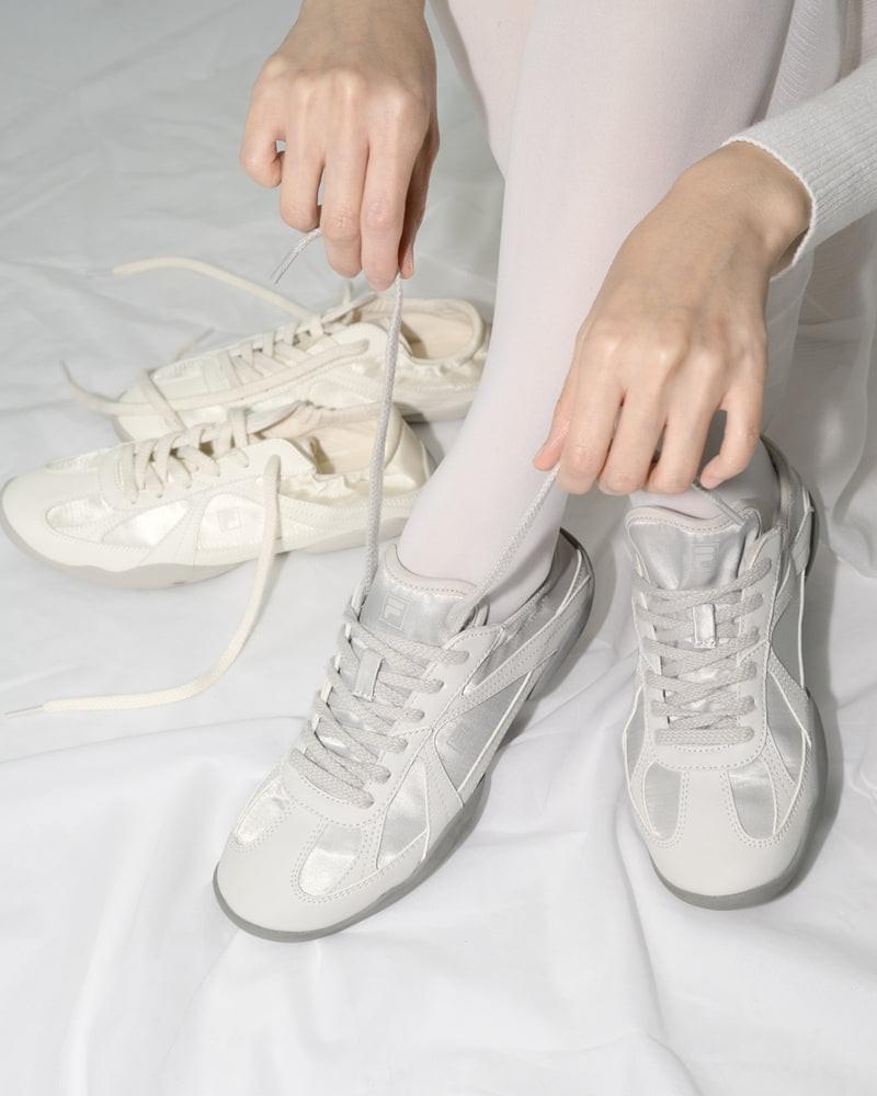 Fila 全新芭蕾運動鞋GLIO「SILVER-MOON」登場