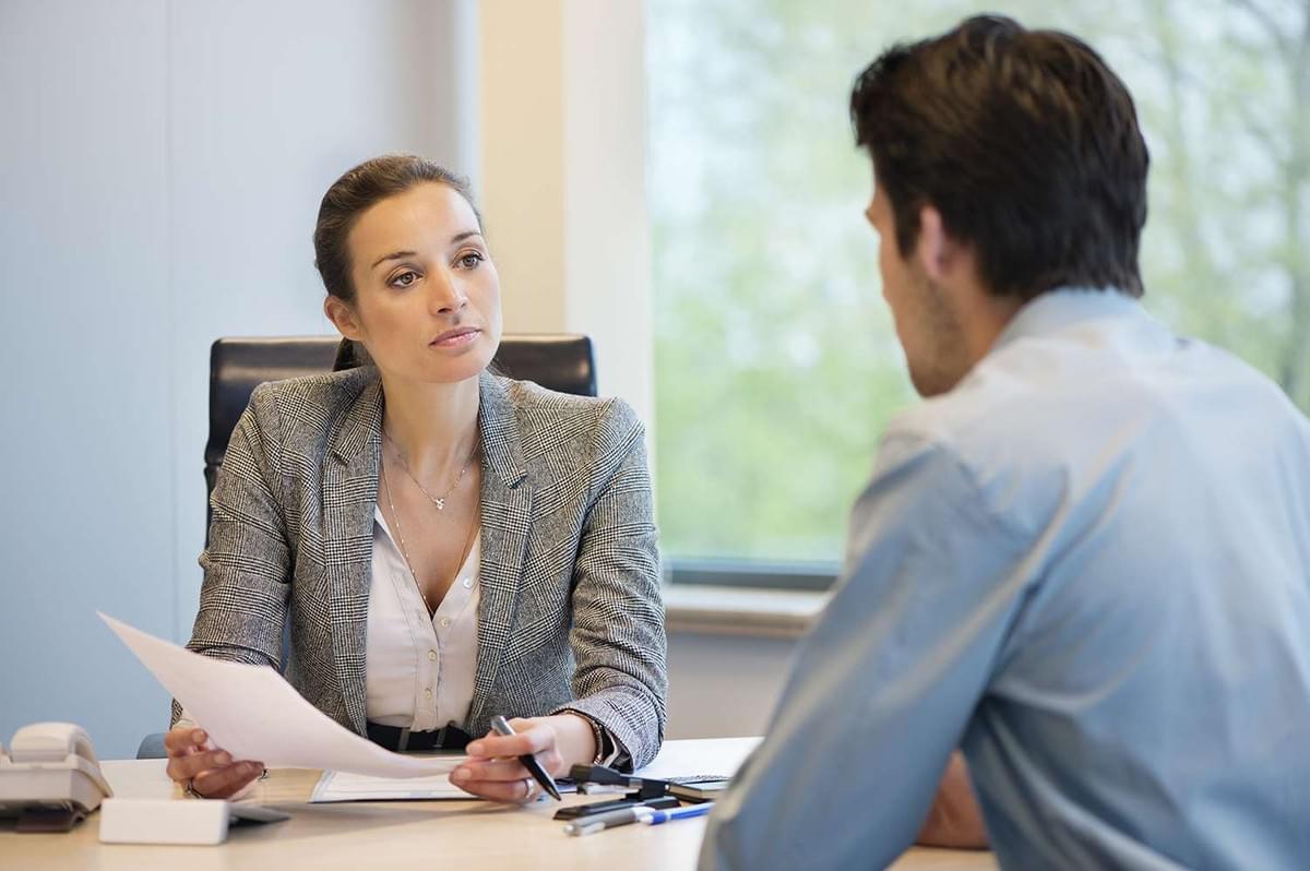 Which Resume Writing Format Should - 130115 400455