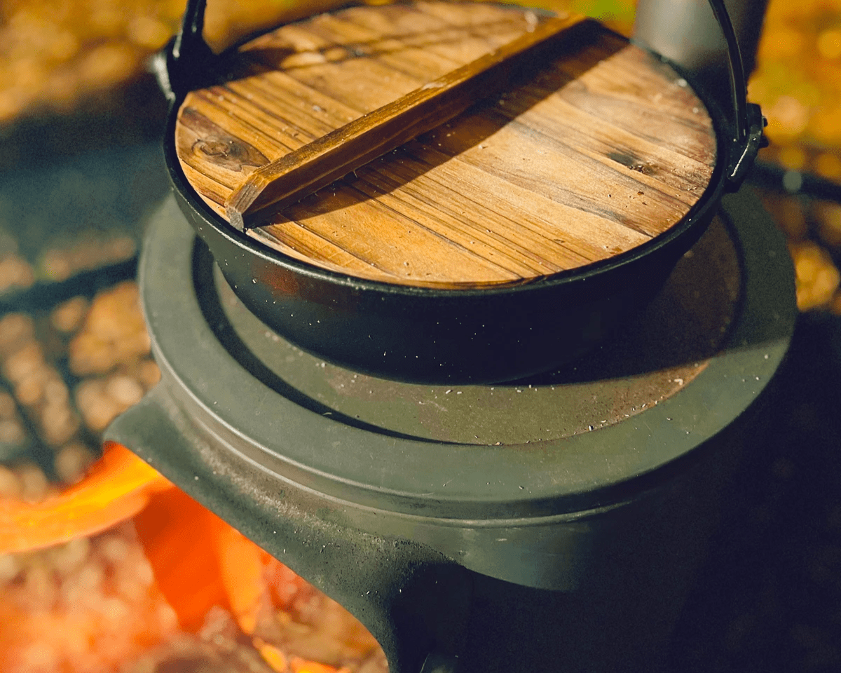 猫と暮らす古民家グランピング【和心村公式】|千葉富津・東京から1時間|サウナ&カフェも完備  千葉県富津市の豊かな自然に囲まれた和心村は、東京から車でわずか1時間、「人と動物と自然が調和する共生の村」をコンセプトにした唯一無二のグランピング