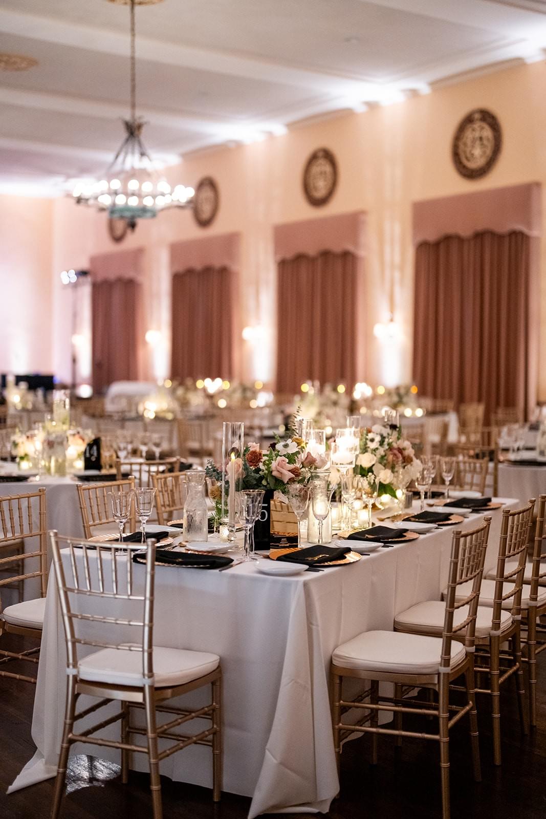 Blush and ivory wedding table design