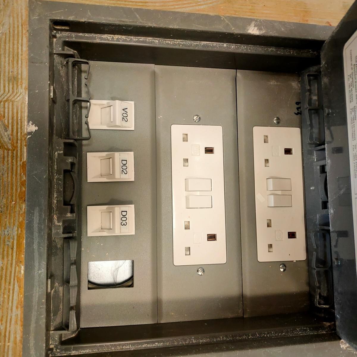 Cabling and install faceplate