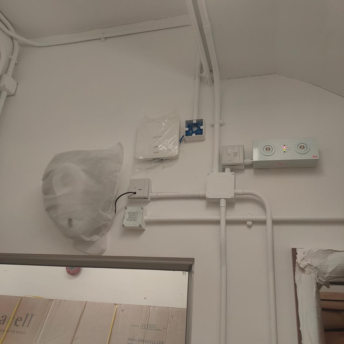 AP Wifi mounted on the wall