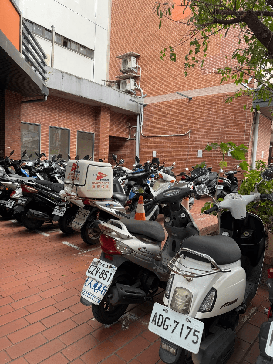 Motorcyles and scooters in Taipei, Taiwan
