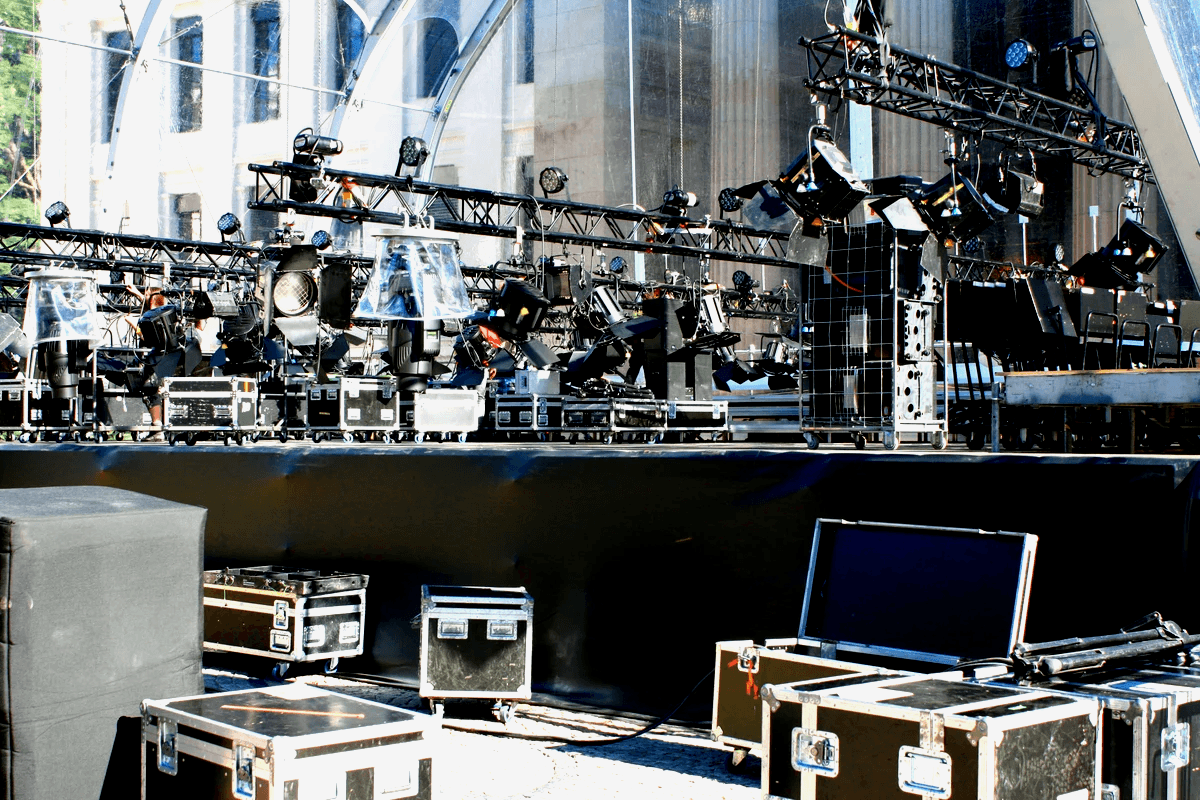 corporate event management, stage fabrication, event technology and AVL setup