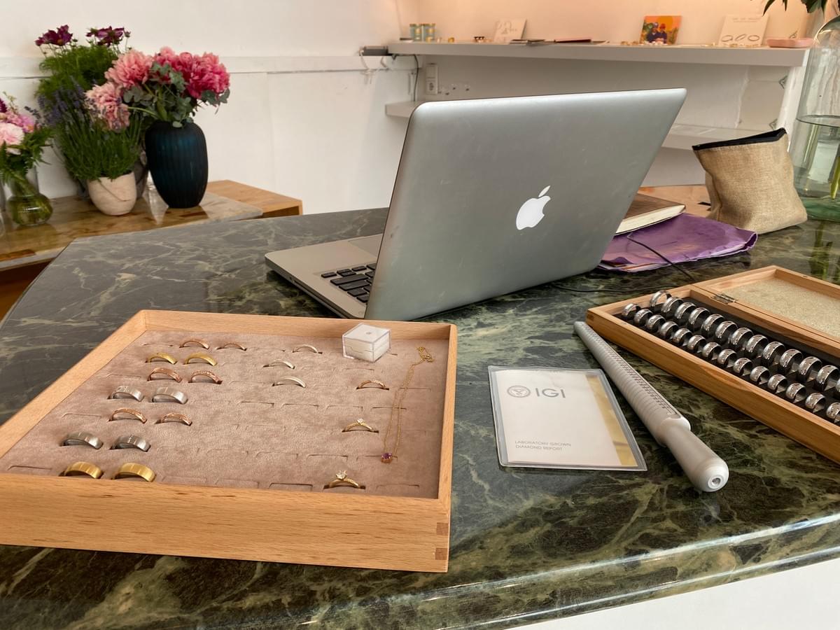 Laden Goldschmiede Hamburg Karoviertel Rose von Sharon Fair and Brilliant