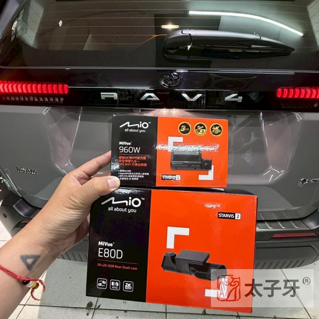 MiVue 960W3 前4K後2K內2K 三鏡頭行車記錄器 安裝於六代RAV4