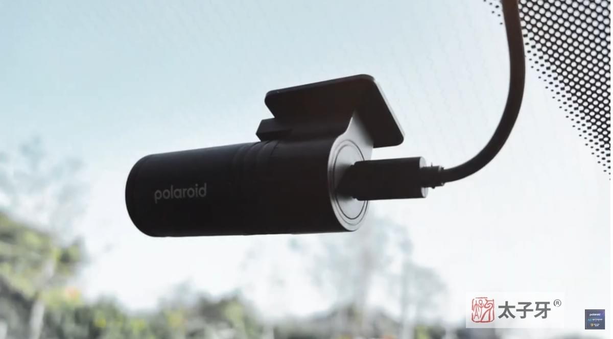 前後鏡頭行車紀錄器鏡頭