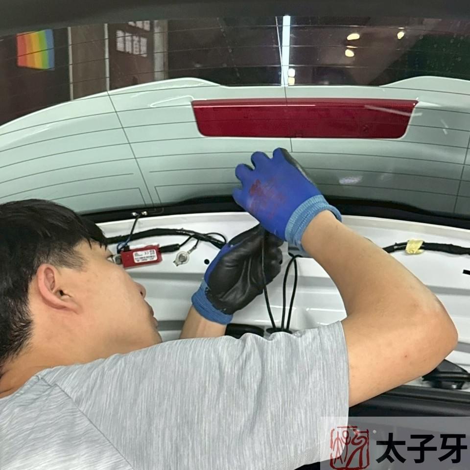 太子牙安裝mio mivue r890wd