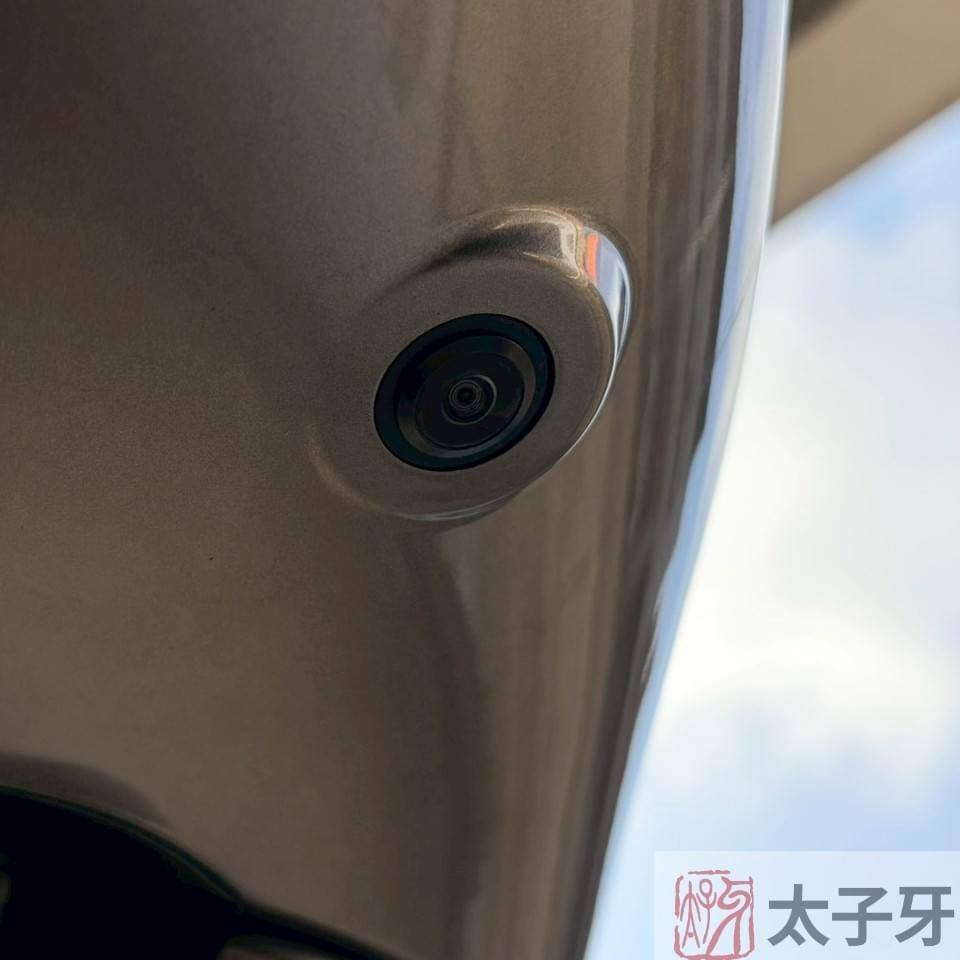 JHY 360 前鏡頭角度調整示意