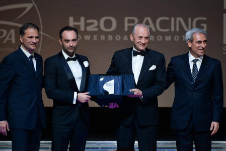 Our boats are designed with a concern for detail, combining modern aesthetics and functionality. Each model reflects our commitment to innovation and style. Innovative Design Our Mission Showcase site of our brand of boat