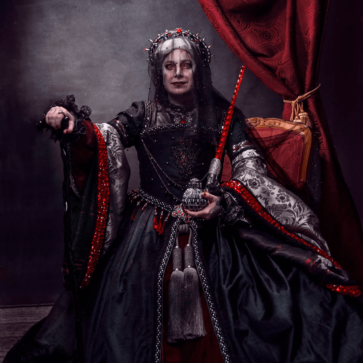 Photo: Alexandra Lee Studios - https://www.instagram.com/aleestudios